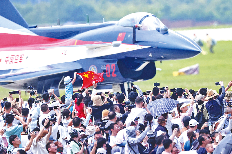 插逼逼喷水视频长春航空展迎来首个公众日